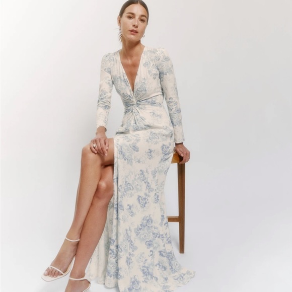Reformation Dresses & Skirts - Reformation Gatsby Dress( White and Blue floral print)